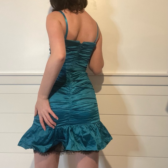 BCBG MAXAZRIA ruched mini dress - Picture 7 of 13